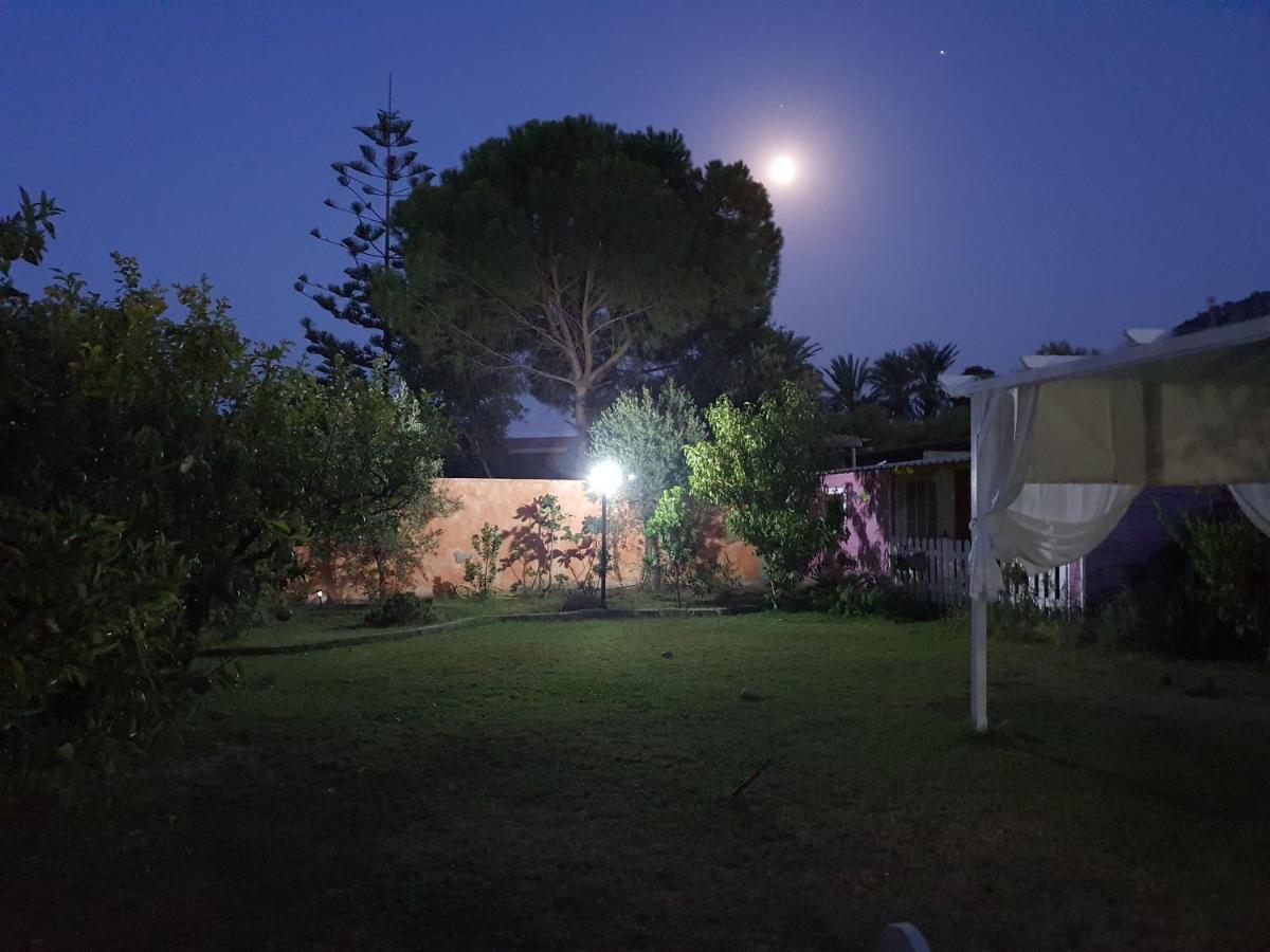 Bed and Breakfast Sa Mariposa Muravera Esterno foto